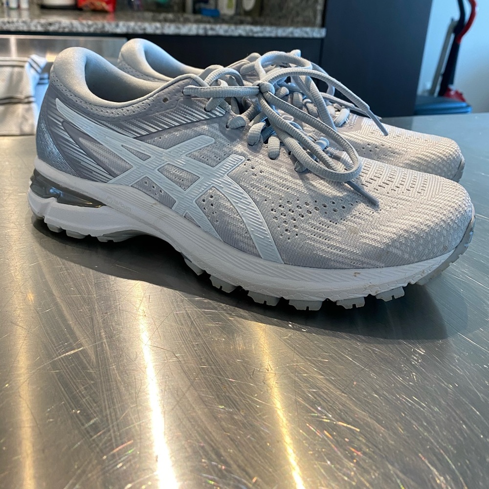 ASICS Running Shoe Size 8